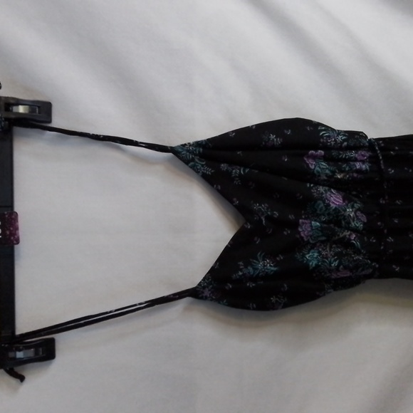 Floral Print Spaghetti Strap Dress - Picture 3 of 15